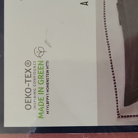 ROYALE LINENS Queen sheet set - Picture 5 of 8